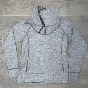 Kuhl women’s Lea Pullover Gray Sweatshirt size M